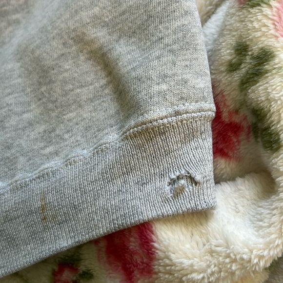 Vintage Disney Mickey Mouse grey sweater pullover size extra large women’s - Picture 10 of 13